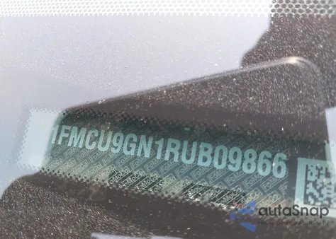 2024 Ford Escape Active z USA, uszkodzony, nr VIN 1FMCU9GN1RUB09866